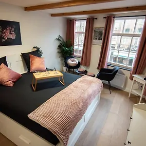 Neighbourhood , Amsterdam Nederland